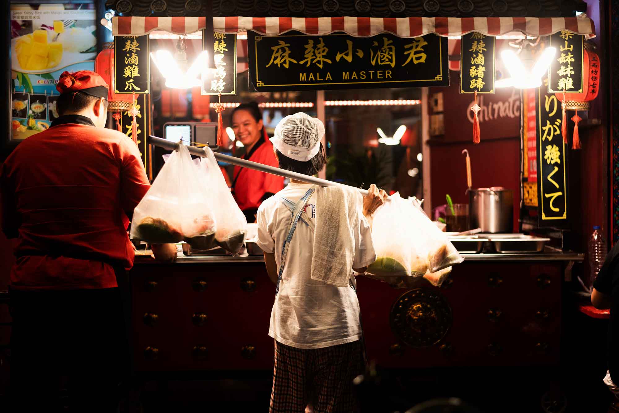 © Thilo Gögelein Fotografie // Street-Food in den Straßen von Chinatown, Bangkok